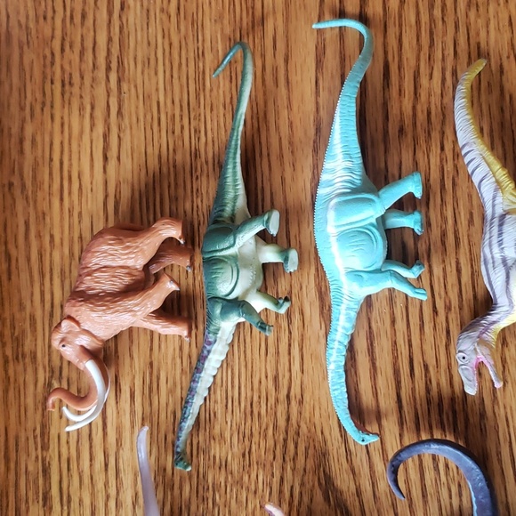 14 4" Dinosaur Toys - Picture 6 of 7